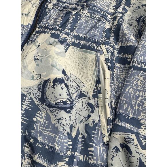 Vintage Out Brook L Silk Bomber Jacket White Blue Floral Fashion Model Shoulder - Picture 2 of 5